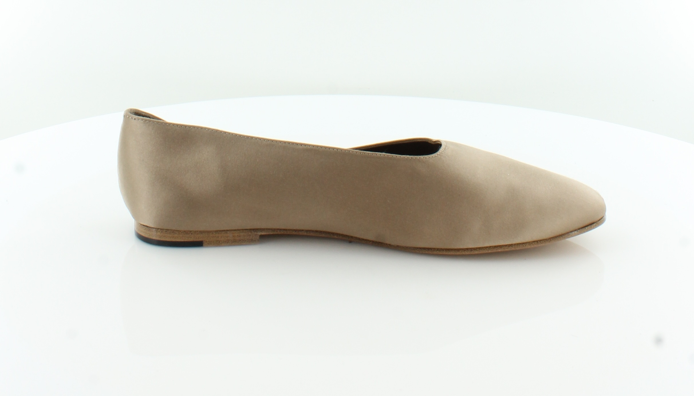 vince maxwell flats